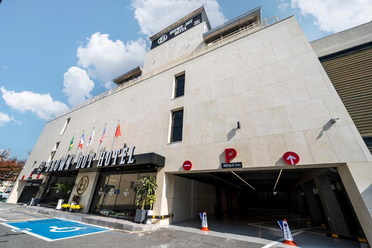 Brown Dot Hotel Pyeonghwa Plaza มกโพ ภายนอก รูปภาพ