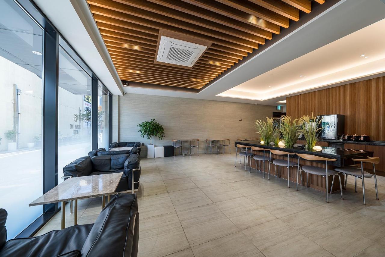 Brown Dot Hotel Pyeonghwa Plaza มกโพ ภายนอก รูปภาพ